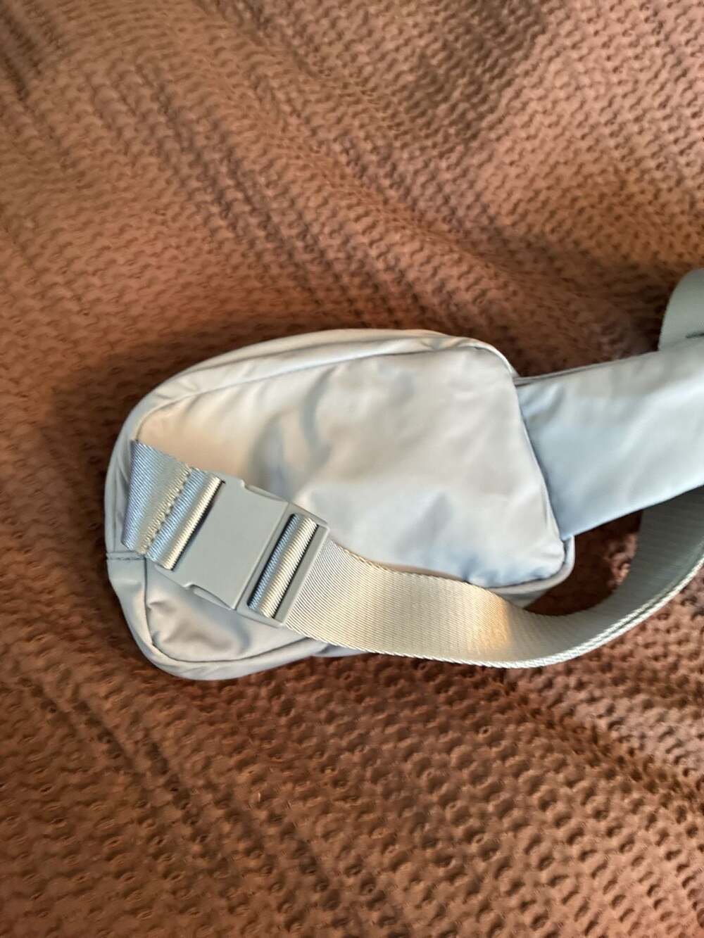 Away The Everywhere Belt Bag in Light Blue - Picture 5 of 7